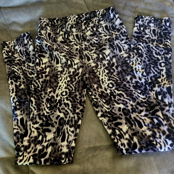K27 Kewl animal print leggings tummy control waistband by Robin 4% spandex - M/L - Picture 2 of 6